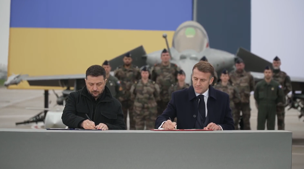 Зеленський підтвердив, що Україна замовить у Франції 100 винищувачів Rafale